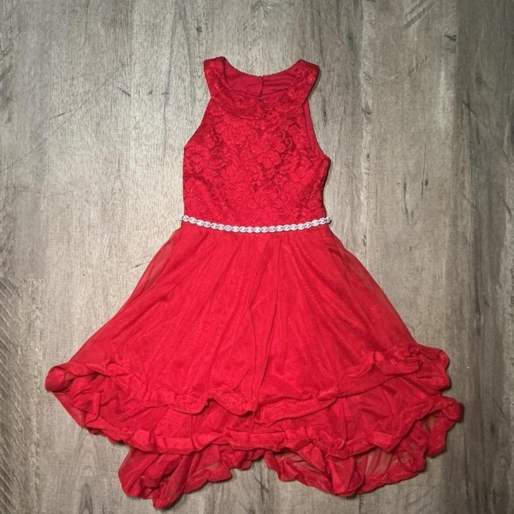 Red Speechless dress with lace and ruffles, Size: 7
